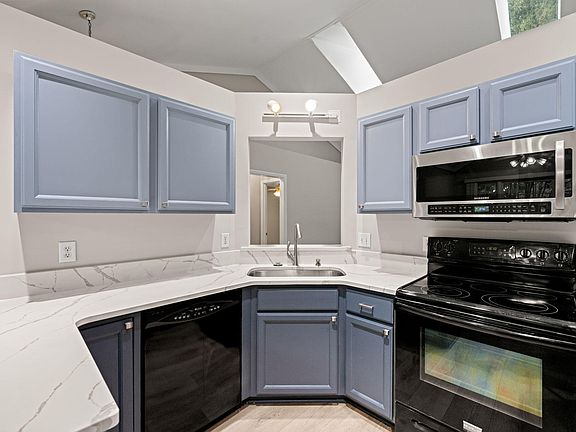 5th image of 1609 Forest Lynks Dr