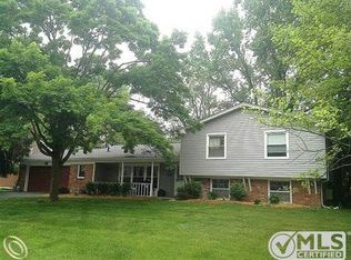 7268 Glengrove Dr, Bloomfield Hills, MI 48301