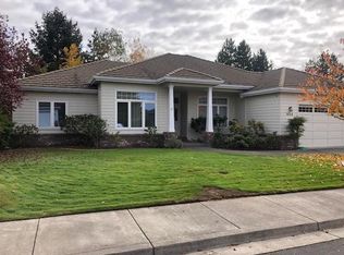 924 Mountain View Dr, Medford, OR 97504