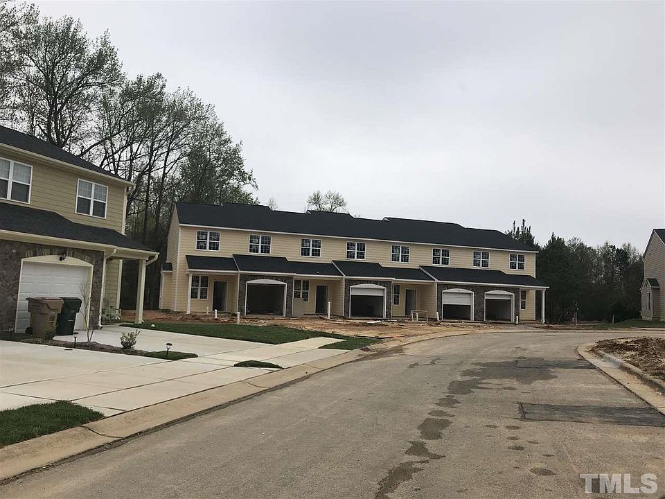 2nd image of 142 Sunnyview Ln #24