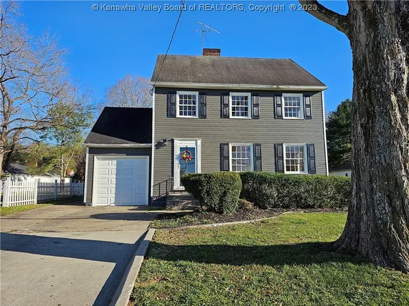 1818 Jefferson Blvd, Point Pleasant, WV 25550