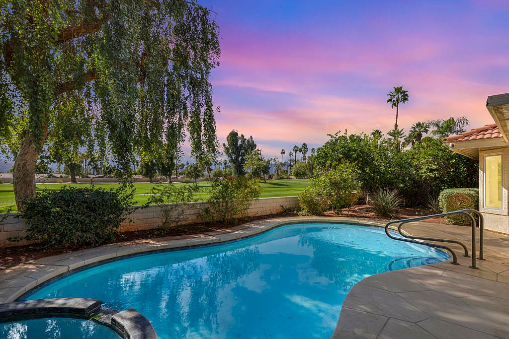 39865 Sweetwater Dr