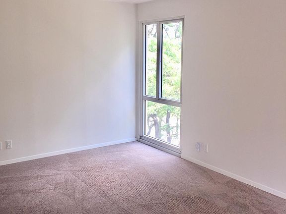 5th image of 2510 Grand Ave Unit 403