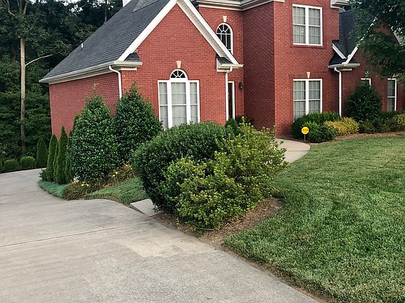5th image of 255 Cullom Way