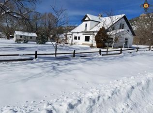 1208 N 2nd St, Raton, NM 87740