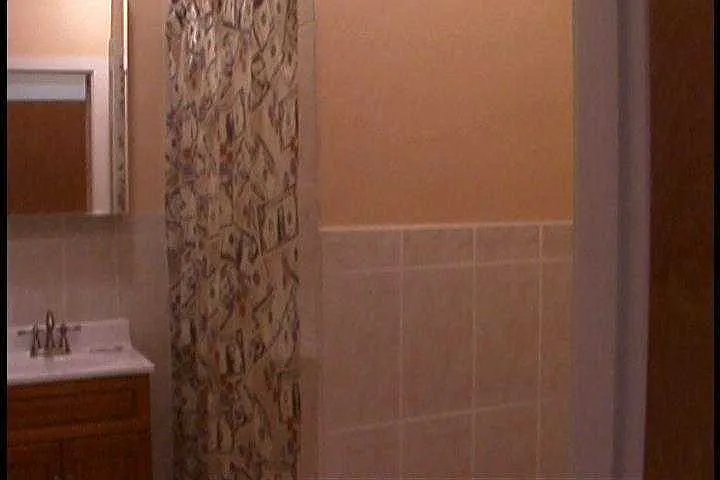 2 bed, $4,000 — Photo 2