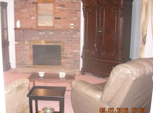 (Undisclosed Address), Branford, CT 06405