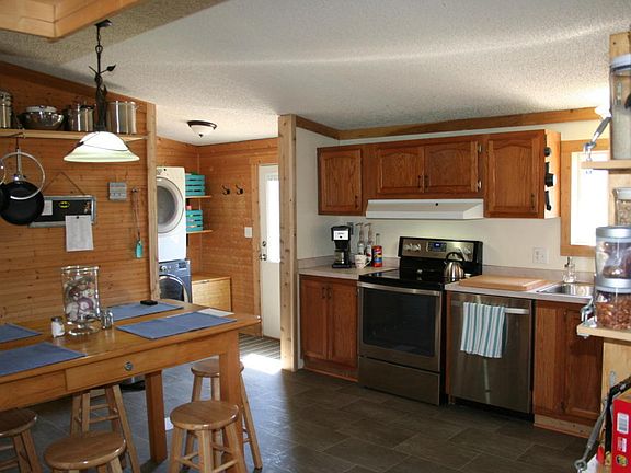 3rd image of 4910 E Napier Ave