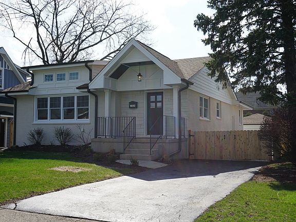 2nd image of 1024 S Ashland Ave