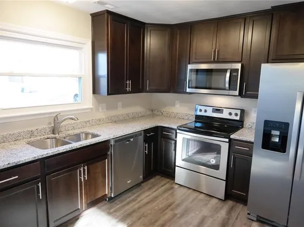 3425 S Plaza Trl, Virginia Beach, VA 23452