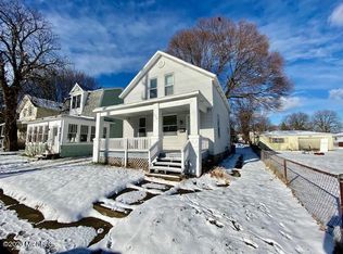 238 5th St, Manistee, MI 49660