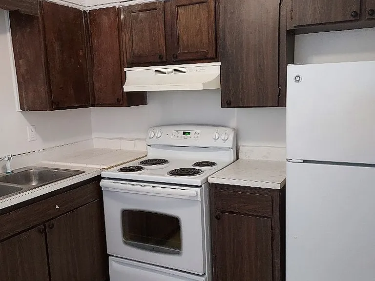 201 Nancy Dr #2 — Photo 5