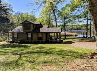 77 Caddo Dr, Elkhart, TX 75839