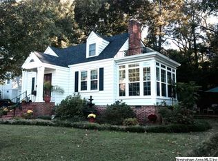 1400 Forest Ln, Anniston, AL 36207