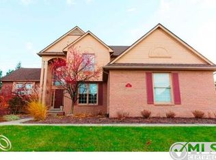 3663 Aynsley Dr, Rochester Hills, MI 48306