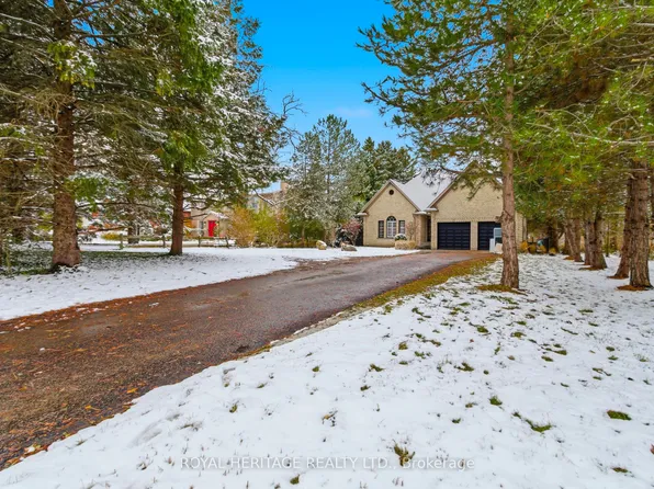 1401 Westdel Bourne St W, London, ON N6K 4R1