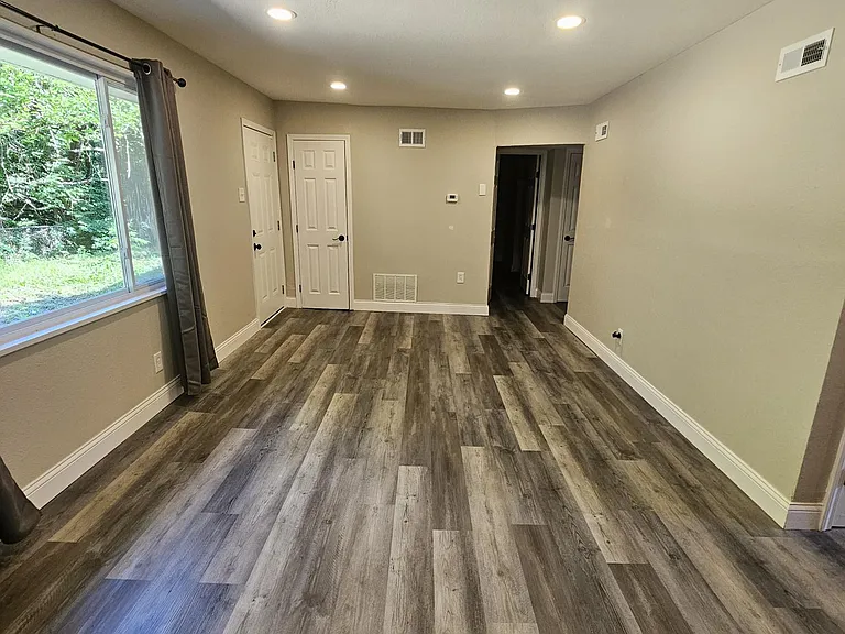 2028 Bella Clare Dr — Photo 6