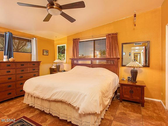 2nd image of 1560 W Placita Alinada