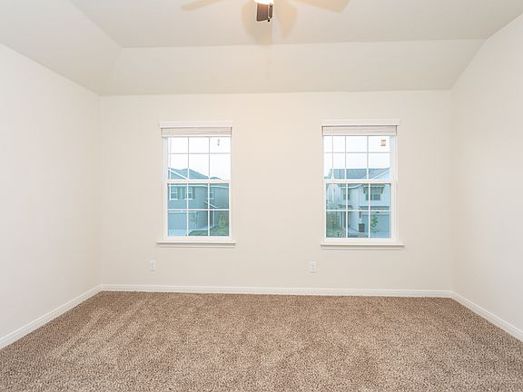 3rd image of 10318 Candlewood Way #1-101