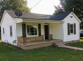 207 Camp Hts S, Sparta, TN 38583