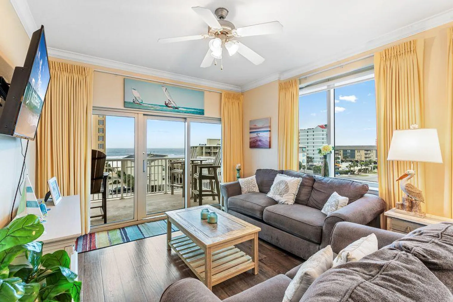 2 bed, 2.0 bath, 1237 sqft, $3,431 — Photo 1