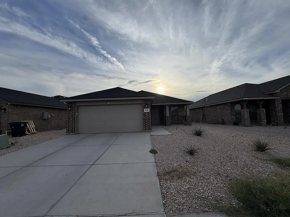 10405 Pronghorn Rd