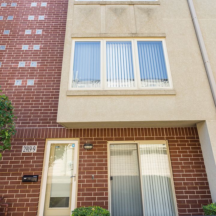 1st image of 2919 N Natoma Ave Unit 9
