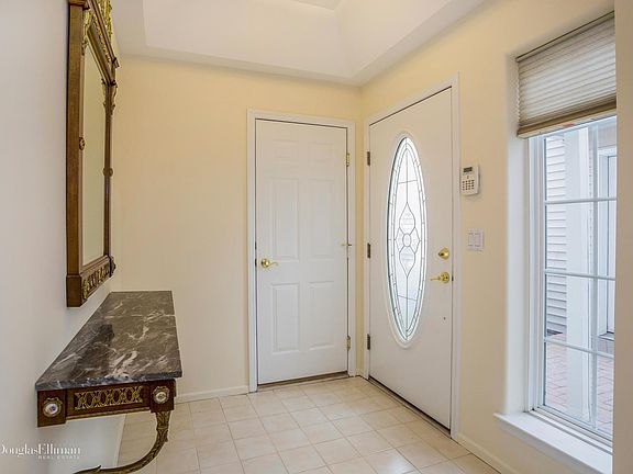 2nd image of 19 Sagamore Dr #113
