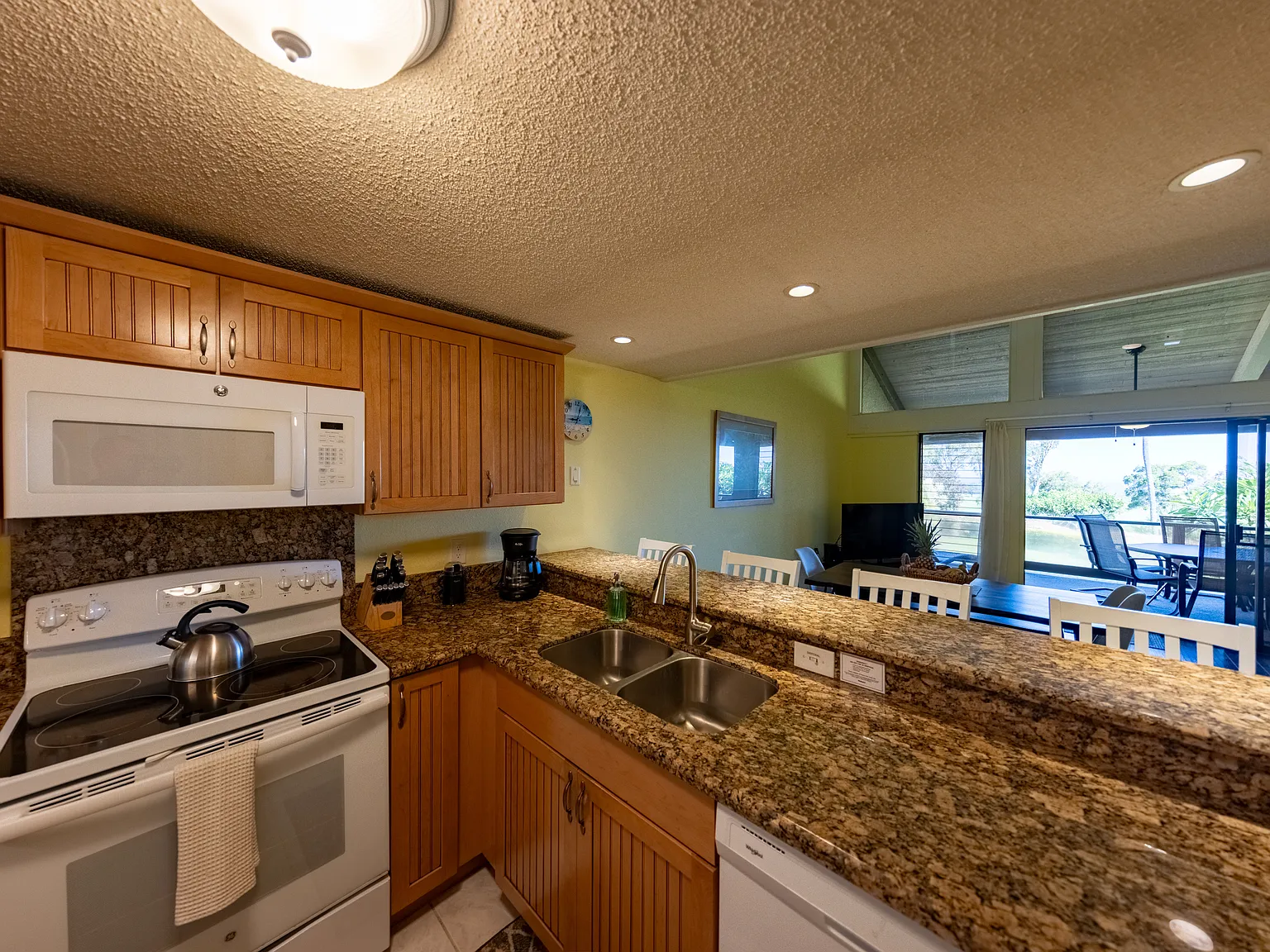 2 bed, 1210 sqft, $2,650 — Photo 2