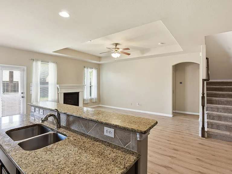 178 Pleasant Hill Ln — Photo 9