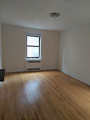 1st image of 9750 Queens Blvd #604