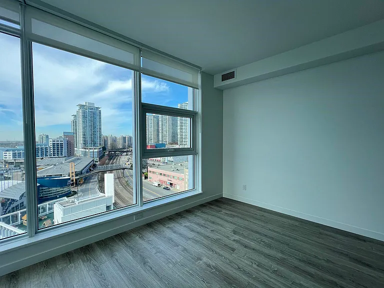 680 Quayside Dr #802 — Photo 19
