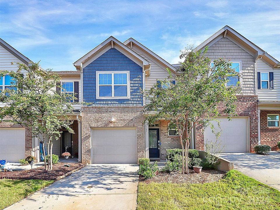 1st image of 349 Kennebel Pl