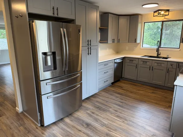 1485 Timber Trail Rd E, Pt Orchard, WA 98366