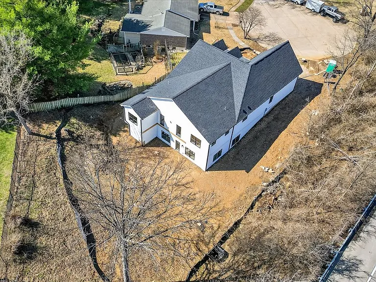 15308 Batesville Ct — Photo 18