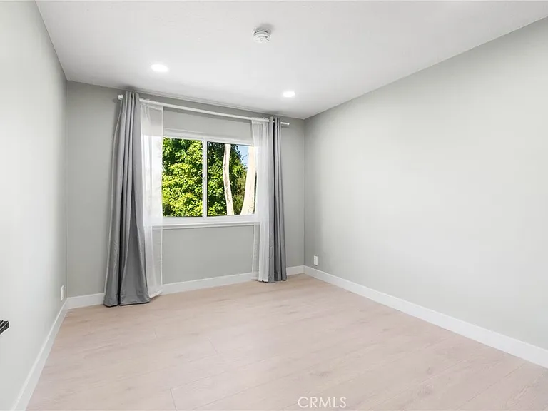 24746 Scott Ln — Photo 19