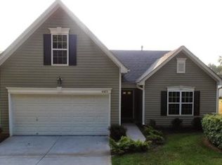 4425 Whittier Rd, Winston Salem, NC 27105