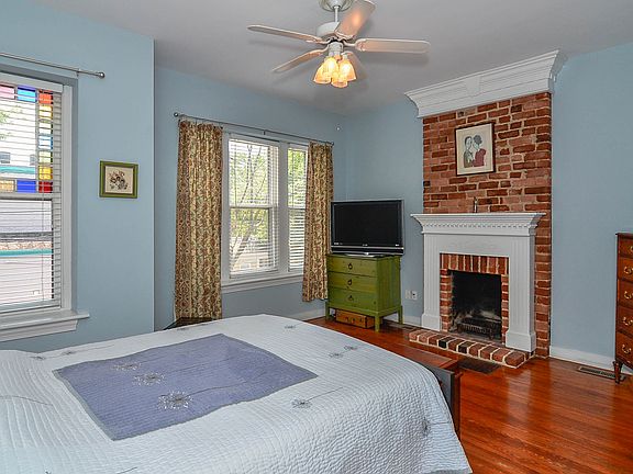 5th image of 30 N Lombardy St