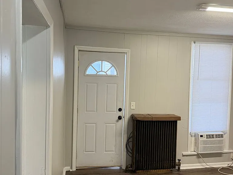 618 S Center St — Photo 12