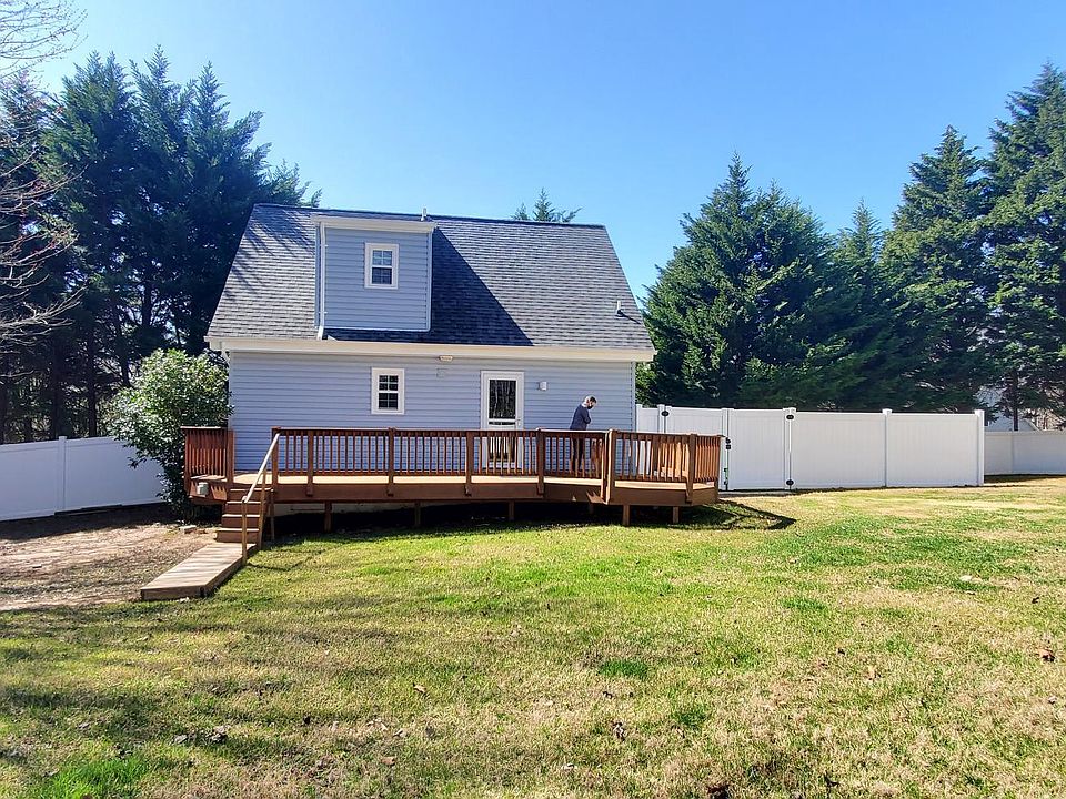 2nd image of 29772 Overlook Ct