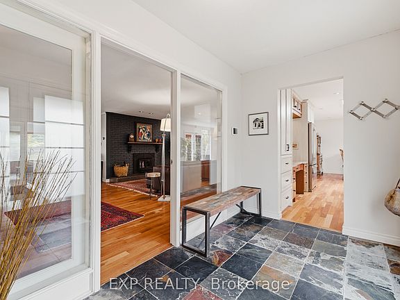 4th image of 459 Lee Ave