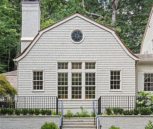 2nd image of 3990 Paces Ferry Rd NW