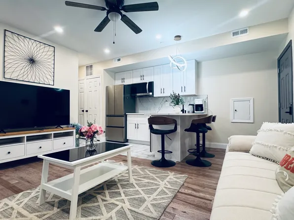 311 N 13th St, Philadelphia, PA 19107