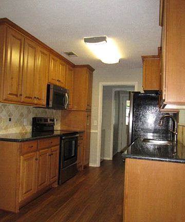 3rd image of 158 County Road 405