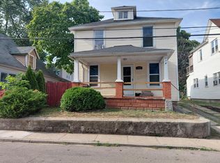 719 Coate Ct SW, Grand Rapids, MI 49503