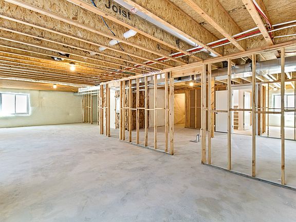 Finished home photos are representational images only. See sales agent for details.