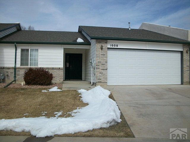 1st image of 1608 Horseshoe Pl