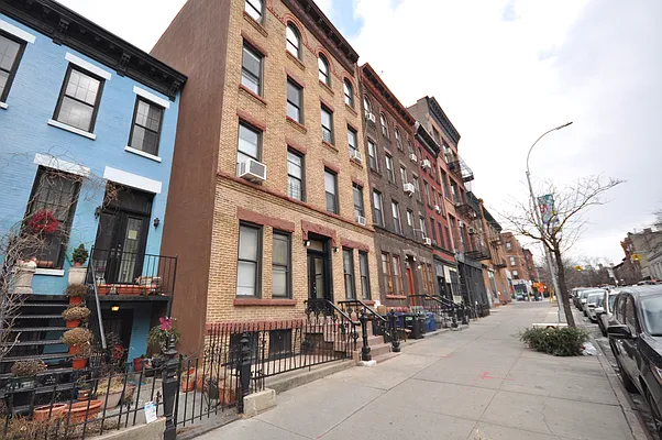 Rented by Corcoran | media 17