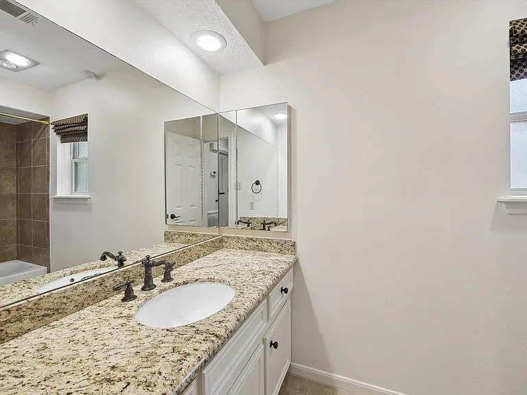 6511 Pauma Dr — Photo 24