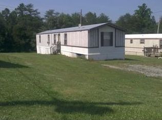 225 Albert Ln, Dallas, NC 28034